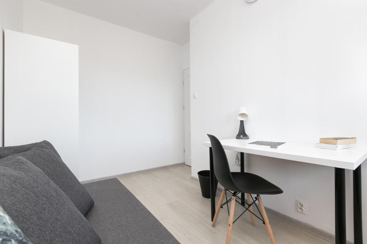 Rooms4Less Gdansk Exterior photo